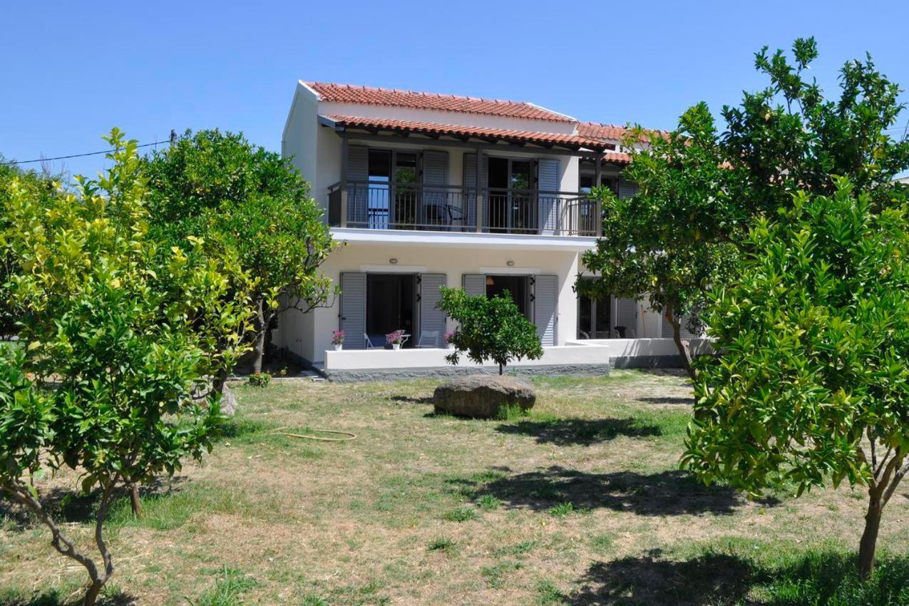 Orange Grove Suites Benícesz Kültér fotó